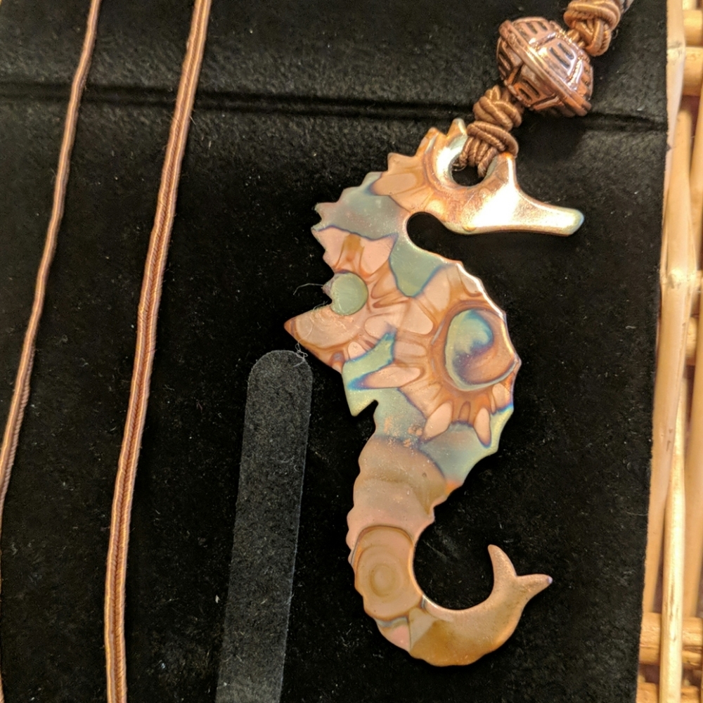 Elegant Seahorse necklace